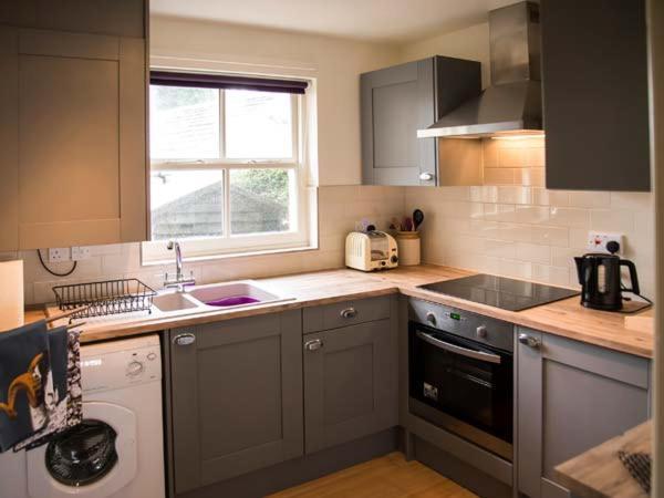 Beacon Cottage Илкли Экстерьер фото